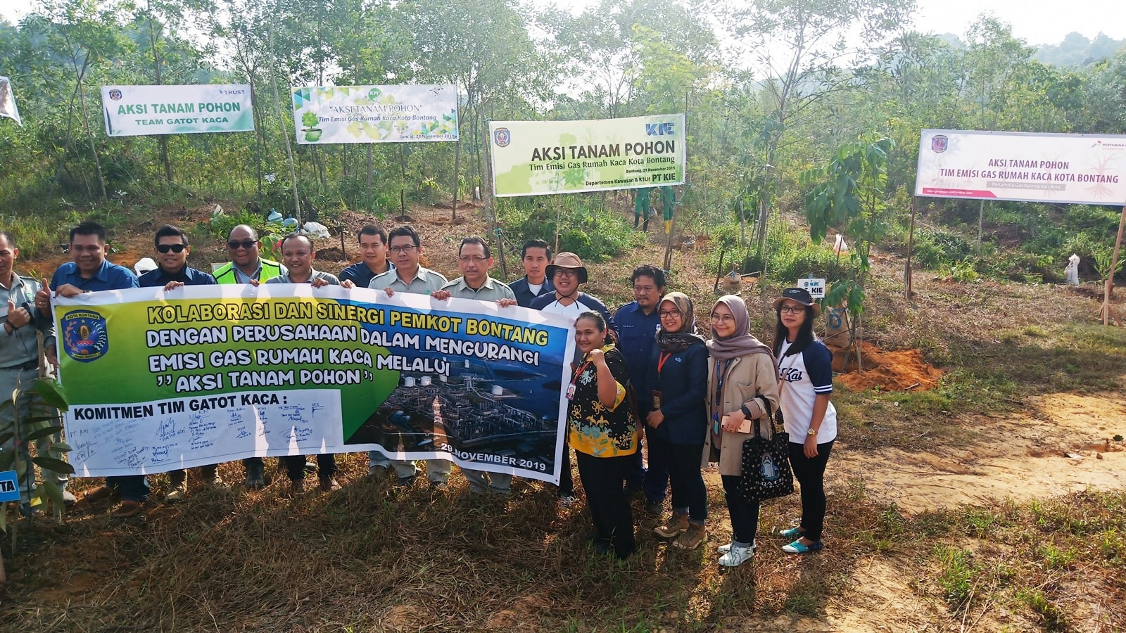 Konservasi & Pelestarian Lingkungan bermitra dengan Taman Nasional Kutai